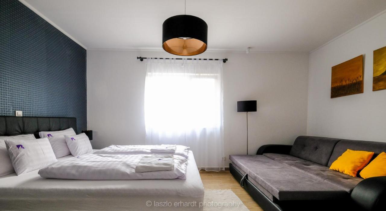 באלאטונקנשה Ciprus Porta Apartmanok מראה חיצוני תמונה
